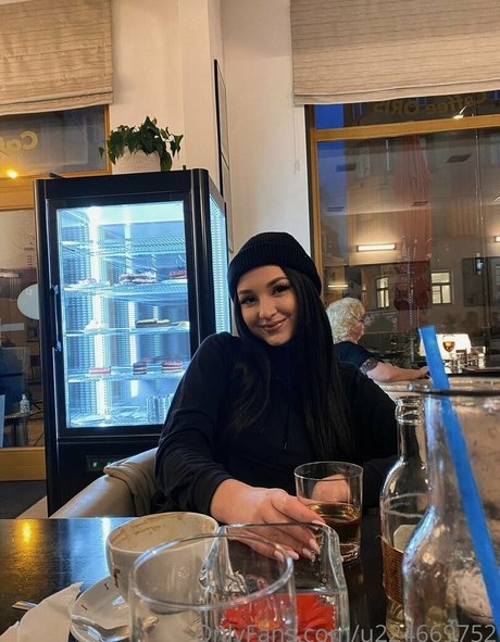 claraminxx model porn pic