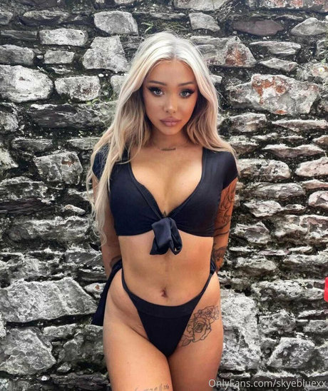 skyebluexx pornstar sexy pic