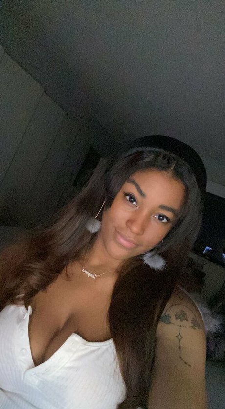 TatyMx model xxx pic