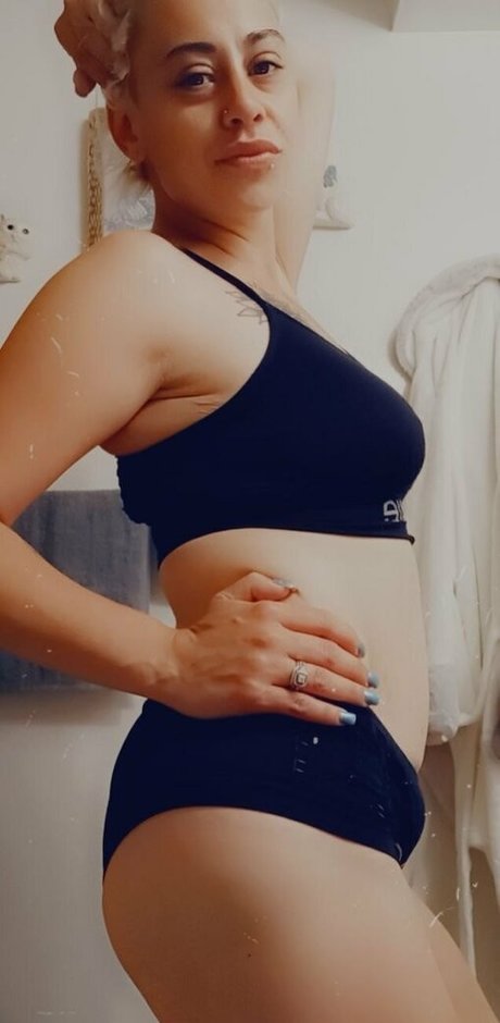 alyyjane pornstar sexy photo