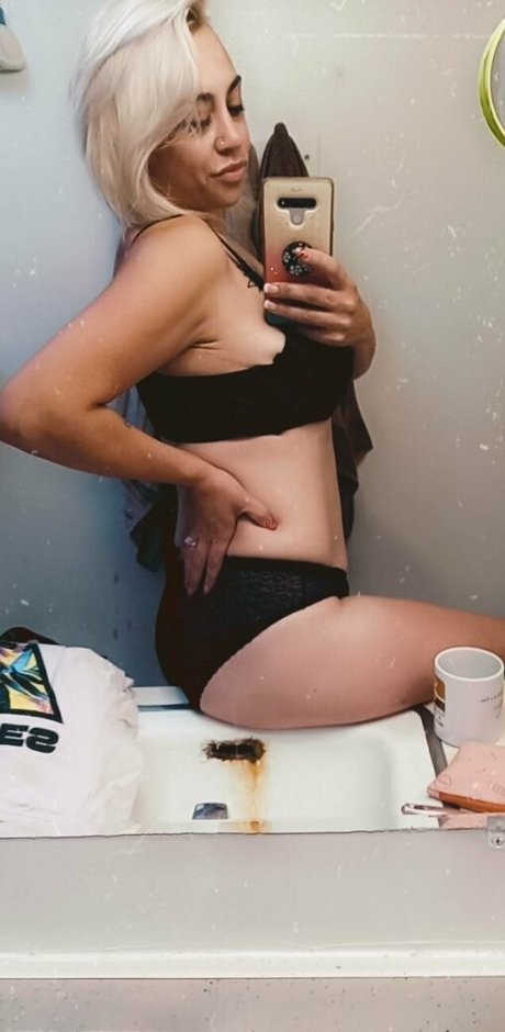 alyyjane hot pornstar pics