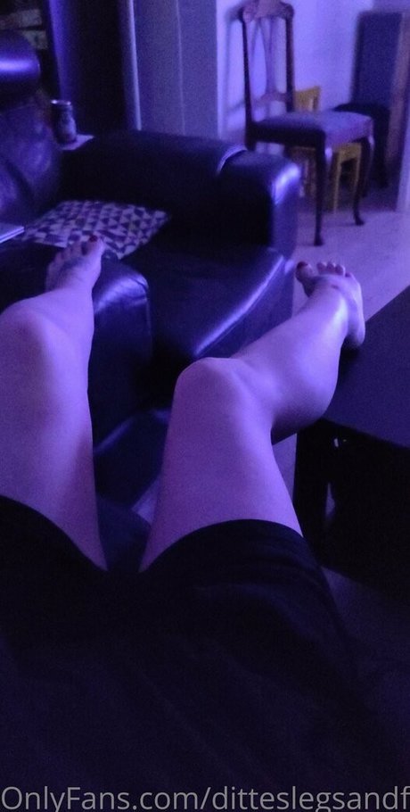 ditteslegsandfeet pornographic star images