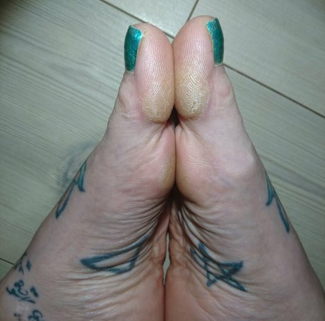 ditteslegsandfeet naked pornstar pictures