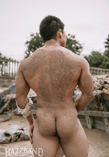 blonde curvy onlyfans hd photos