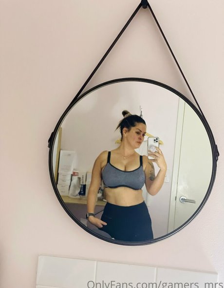 gamers mrs model erotic img