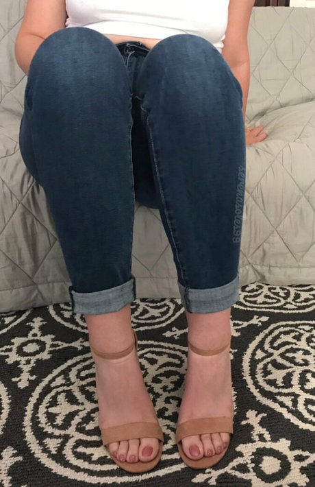 serenasoles99 pornstar nudes pictures