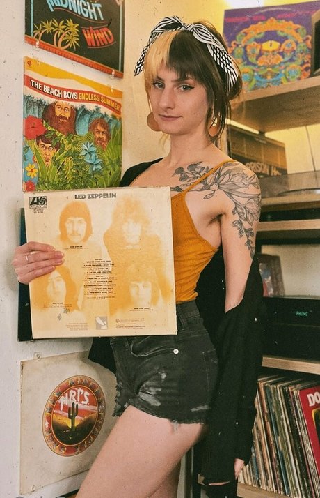 stoneyghostkitten nice pornstar image