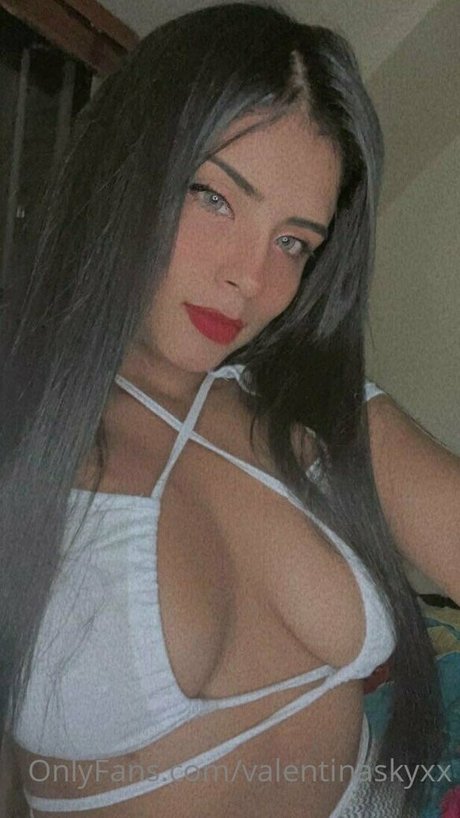 valentinaskyxx star nude images