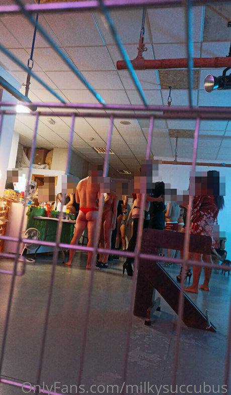 nia fox pornstar free photo