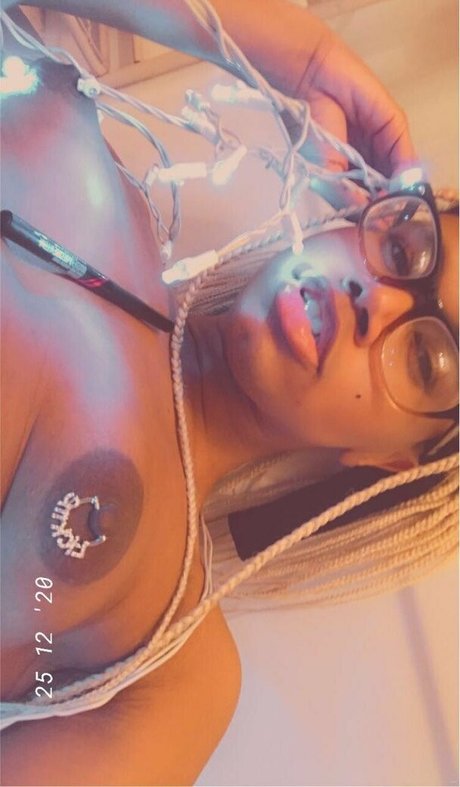 Cloudy Vi star top images