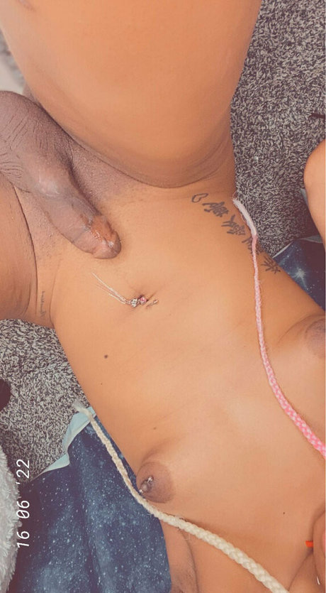 Cloudy Vi pornstar sex archive