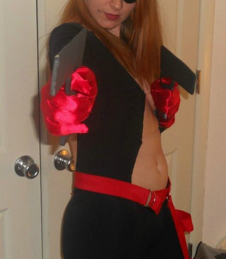 Natural Red actress img