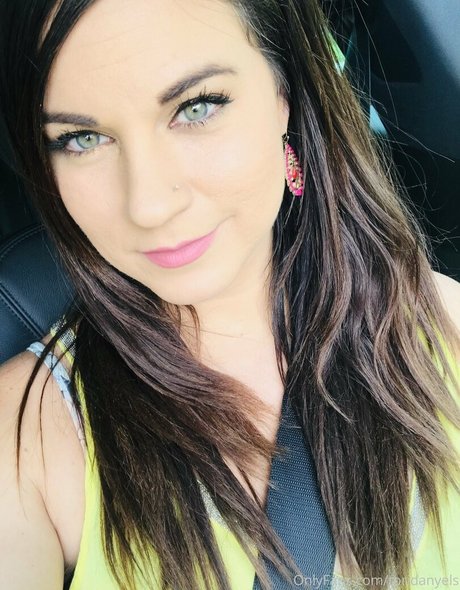 toridanyels nudes star image