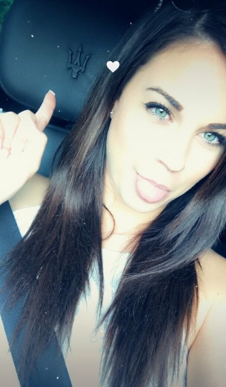 young amateur onlyfans hot img