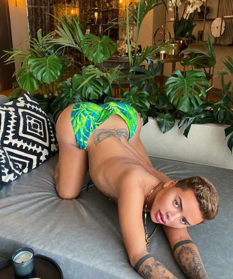 mateoblanco star nice galleries