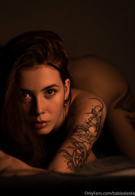 babiealaska erotic pornstar image