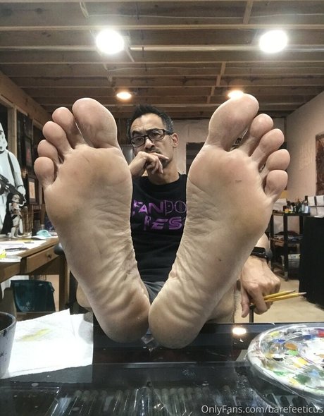 barefeeticus model erotic image