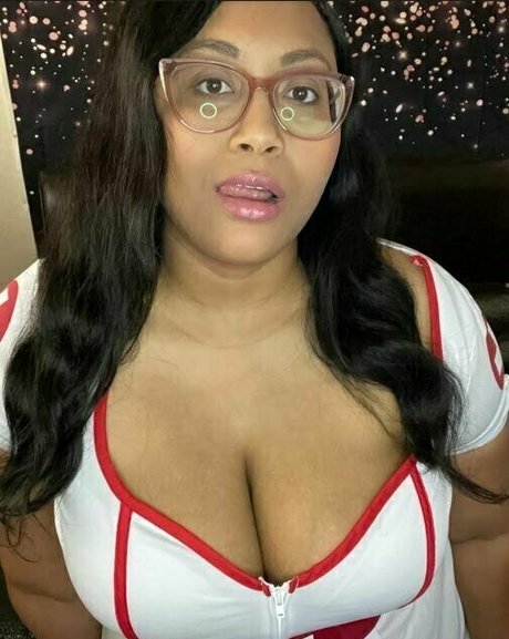 mistresslarissa model perfect picture