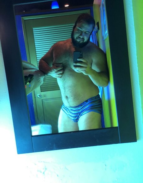 beefybull art model photos