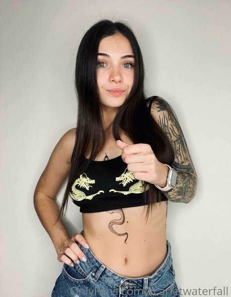 scarletwaterfall pornstar nude photo