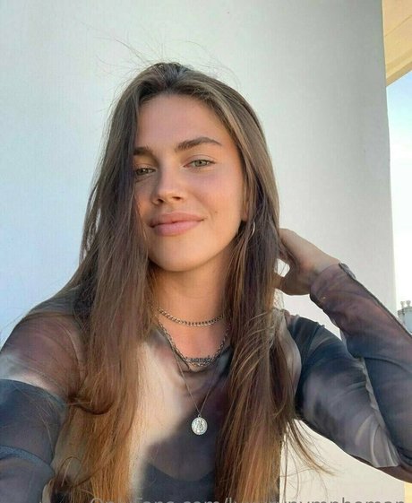 luxurynymphoman xxx actress img