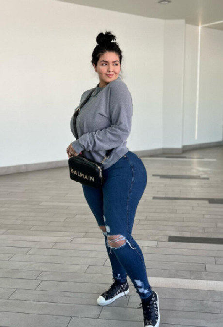 Graciela Montes model art photos