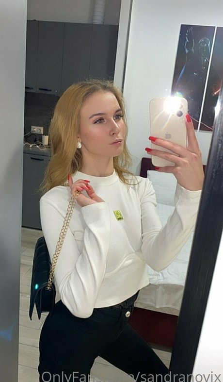 iamsandranovix erotic model photos