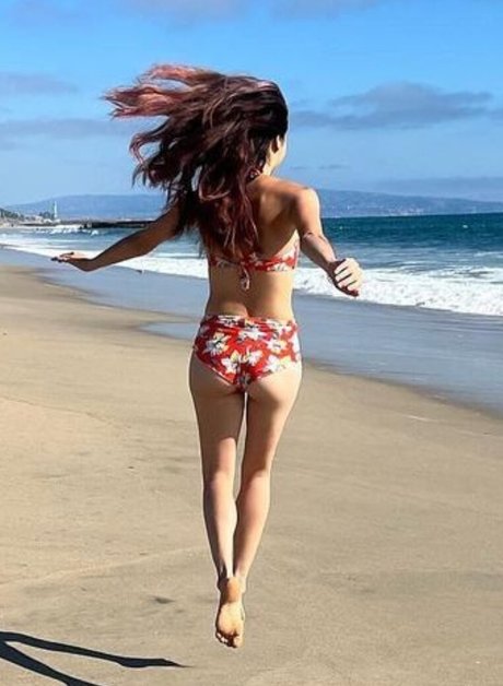 Xyla Foxlin porn model images