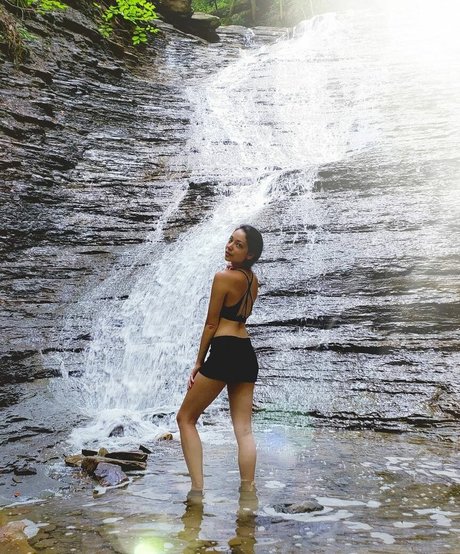 Xyla Foxlin hot star picture