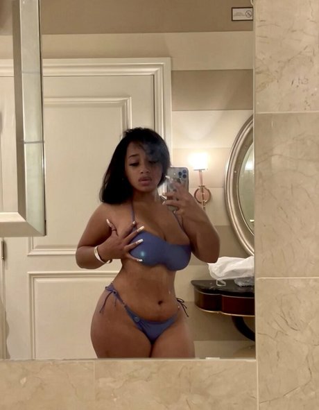 Lexxiibaebie adult star images