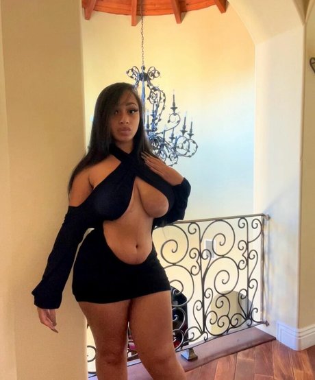 Lexxiibaebie sexy model gallery