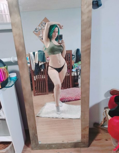 Puchys Love high quality pornstar images