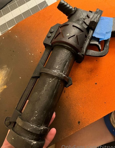 bitsyy porn actress img