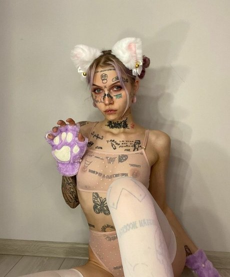 dtlowtcktpiilwh free actress pic