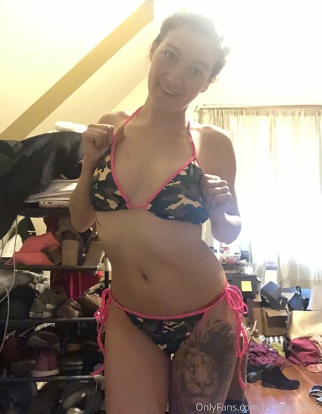 tittytata star beautiful galleries