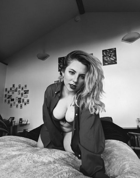 dancingkitten free pornstar gallery