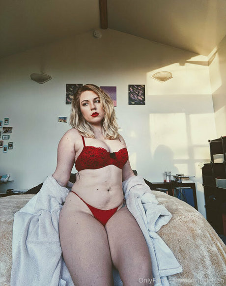 dancingkitten nude star gallery