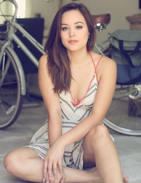 Hayley Orrantia pornstar sex photo