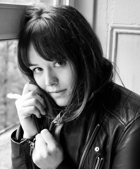 Hayley Orrantia free pornstar pic