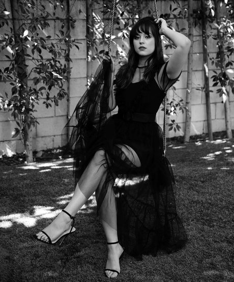 Hayley Orrantia star pornographic image