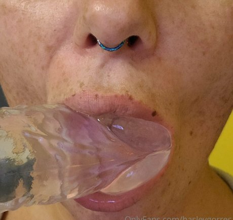 hasleygorres model exclusive pics