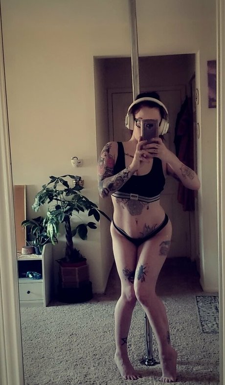 salemmoonfree exclusive actress image