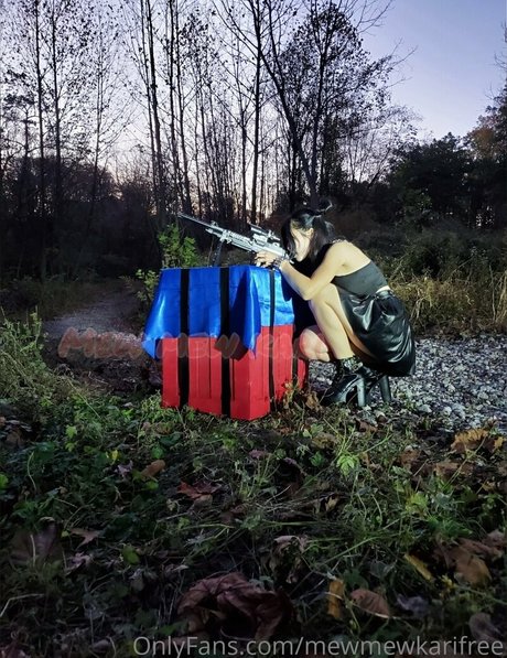 mewmewkarifree nude actress gallery