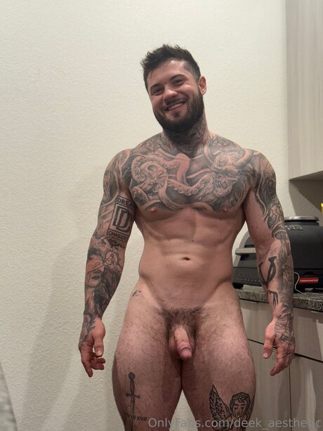 deek aesthetic adult actress photo