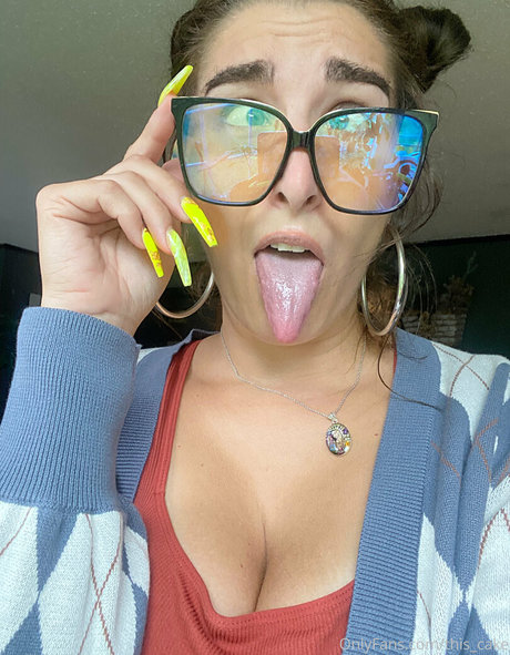 this cake xxx model photo