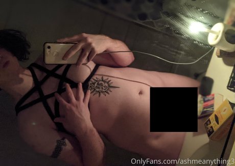 ashmeanything3 star erotic galleries