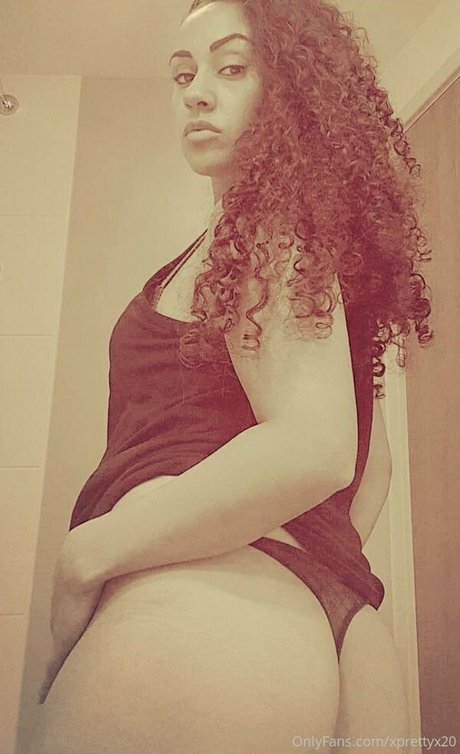 xprettyx20 model pornographic image