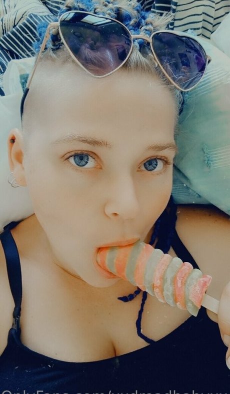 xxdreadbabyxx adult model pictures