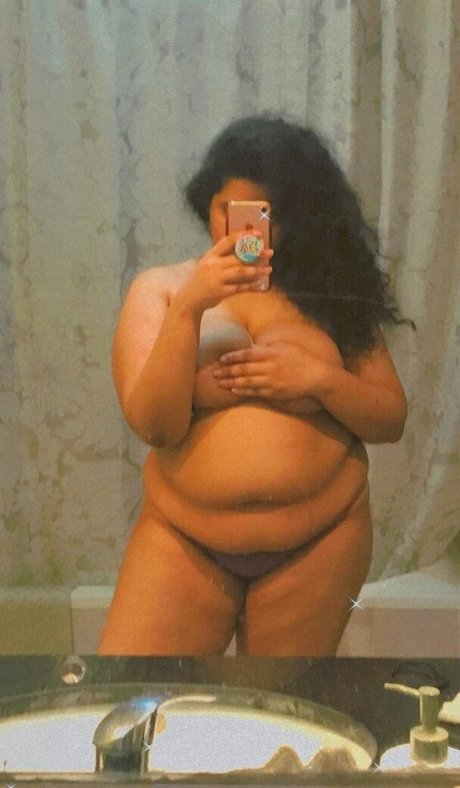 chubbybunnyfeabie perfect actress img