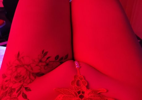 lauwu53 model naked img